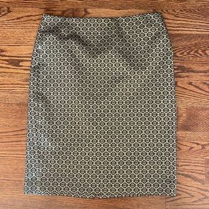 Almost New Ann Taylor Black Metallic Gold Silver Jacquard Skirt Lined Size 10